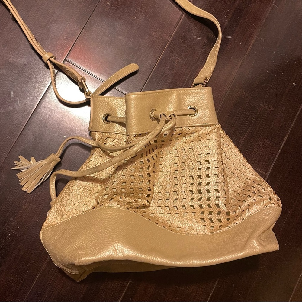 j. mclaughlin tan leather basket bag